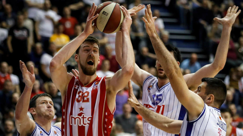 "Lomovi" i porazi kao motiv više 1