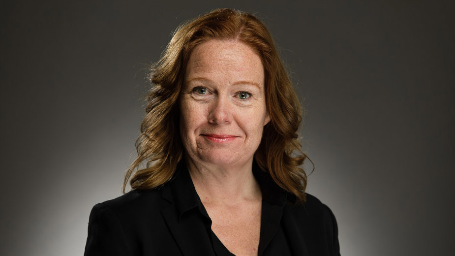 Takmičimo se sa 50 ljudi koji sede negde u Silikonskoj dolini 1 Takmičimo se sa 50 ljudi koji sede negde u Silikonskoj dolini 1