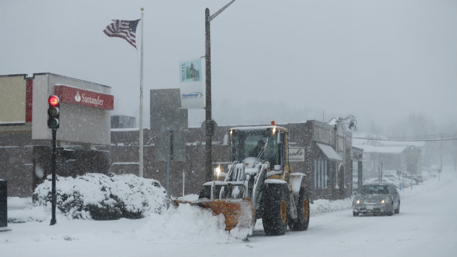 Snežna mećava paralizovala Njujork 1