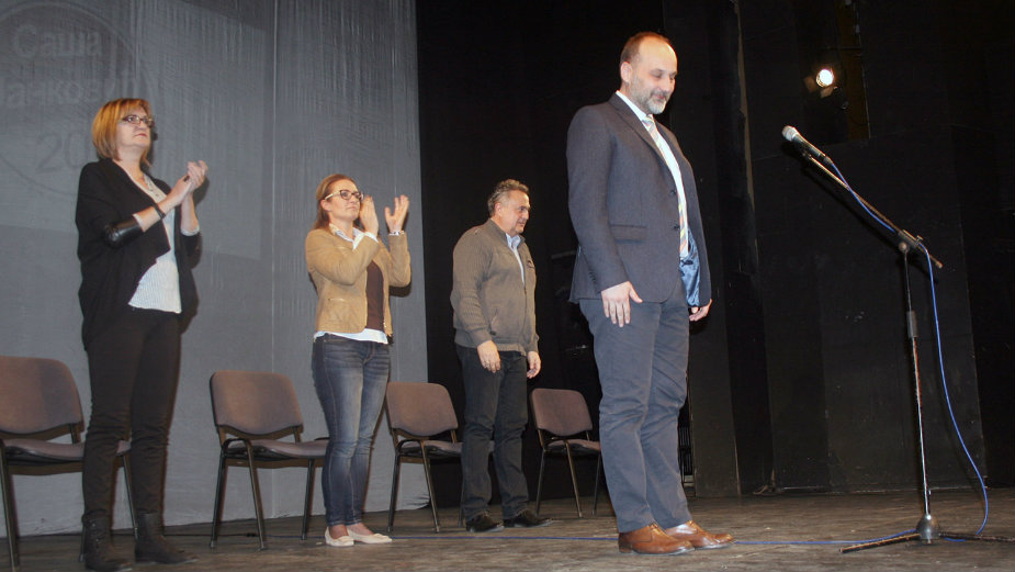 Vlast nas okupirala u sopstvenoj zemlji 1