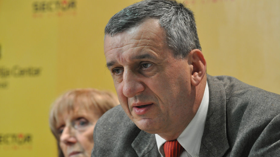 Zašto voliš ANU, a ne voliš SANU? 1 Zašto voliš ANU, a ne voliš SANU? 1