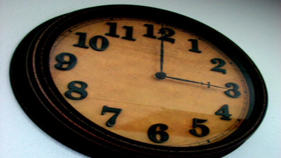 Noćas pomerite kazaljke za jedan sat unapred 1