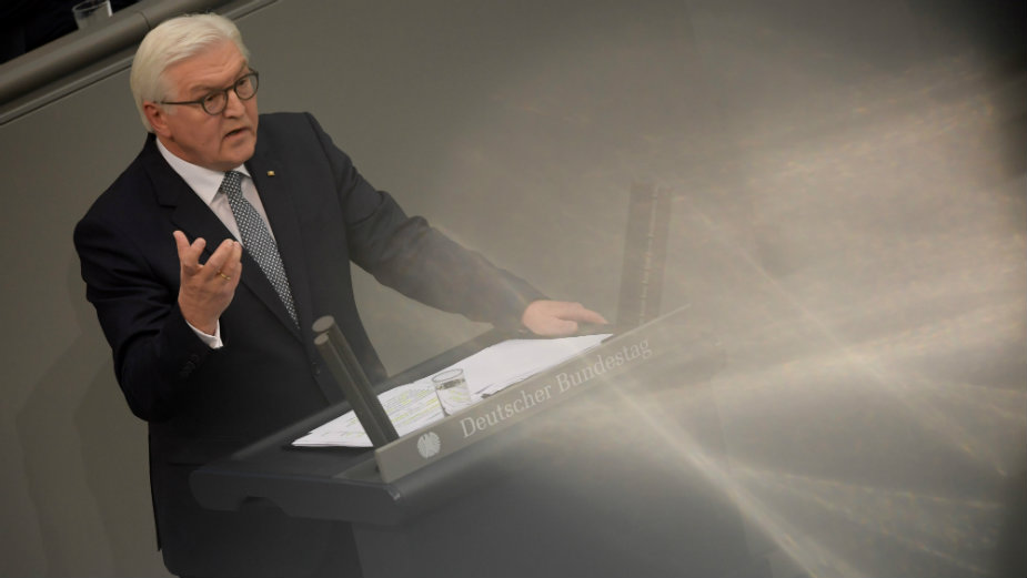 Štajnmajer: Moramo se boriti za demokratiju 1