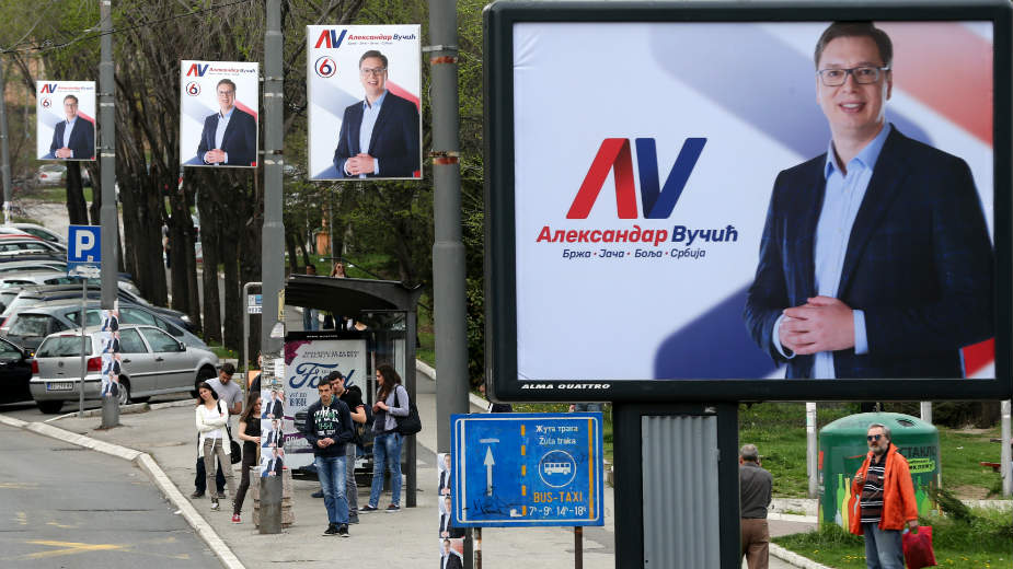 Hafington post: Vučićeva pobeda - udar na demokratiju 1