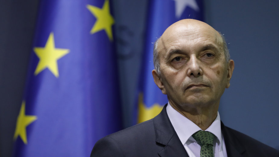 Mustafa: Potreban sastanak Skupštine i Vlade Kosova 1