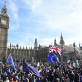Hiljade ljudi na maršu u Londonu protiv izlaska iz EU 4