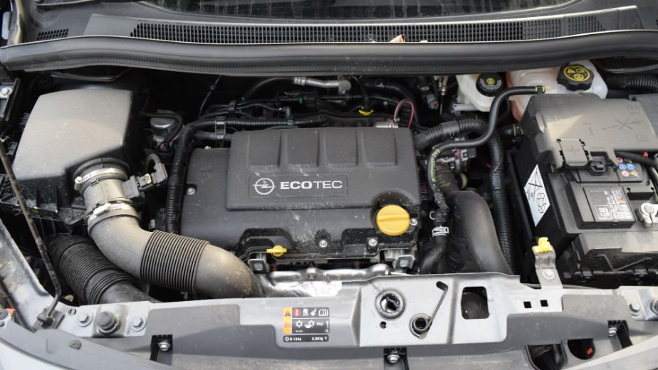 Testirali smo: Opel Meriva 1.4 Turbo 3 Testirali smo: Opel Meriva 1.4 Turbo 3