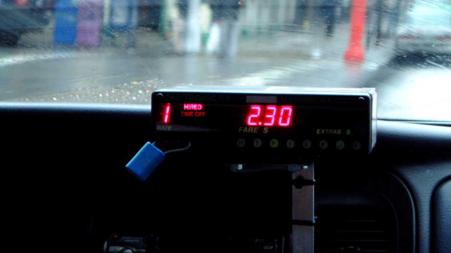 Bastać: Taksi mafija hara Beogradom 1