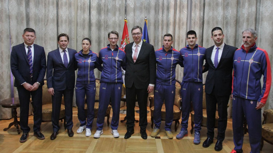 Premijer primio atletičare 1