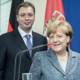 Vučić se danas sastaje sa Merkelovom 8