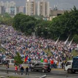 U demonstracijama u Karakasu poginulo najmanje 12 osoba 13