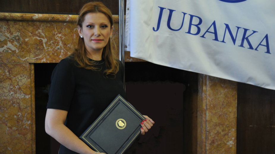 AIK kupila Alfa banku 1