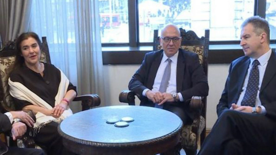 Ulagati u kulturu uprkos krizi 1