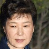 Park Geun Hje: Od palate do samice 2