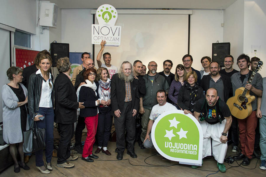 Odjeknulo na sva zvona... Novi optimizam za Novi početak 2