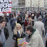Demonstranti hoće da izbegnu susret sa navijačima 5