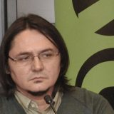 Promeniti nakaradni sistem u kome se glasa stomakom 11