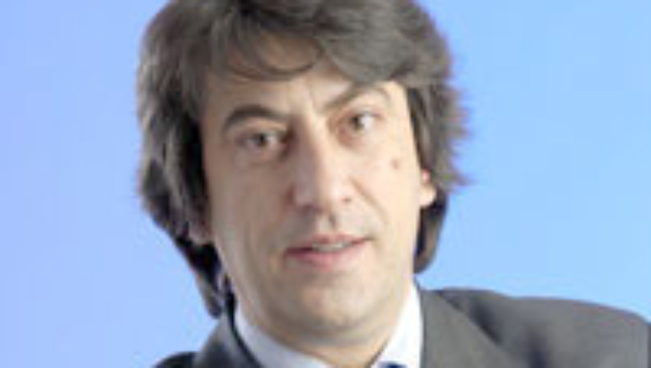 Razaranje javnosti i besomučno zaduživanje 1