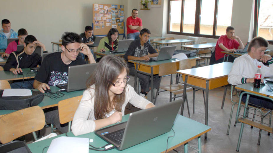 U probnom PISA istraživanju 43 škole 1