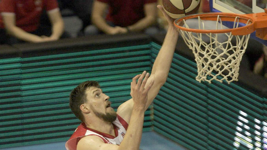 Zvezda”eksirala” Cedevitu 1