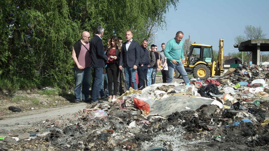 Uklanjanje divlje deponije na Temerinskom putu 1