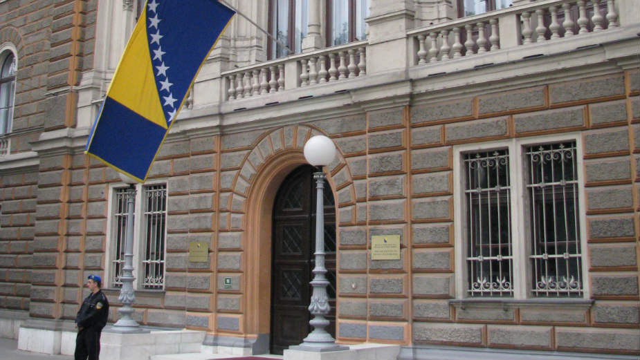 Sarajevo zahteva da Stokholm osudi dodelu Nobela Handkeu 1