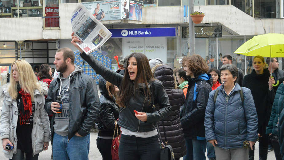 Protesti se večeras nastavili u gradovima u Srbiji 1