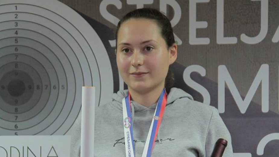 Jovana Stojadinov odbranila „duplu krunu“ 1