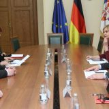 Vučić sa zvaničnikom Budestaga 1