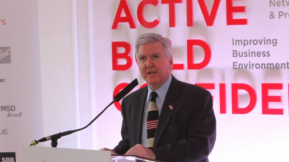 Skot: Smanjiti pirateriju u Srbiji 1