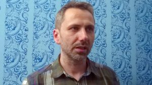 Frljić bez rukavica: „Živimo u vremenu normalizacije nenormalnog — umetnost mora da udara tamo gde boli” 12