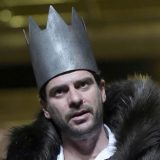 Korektno, suviše korektno 8