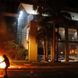 Zapaljena zgrada Kongresa u Paragvaju 11