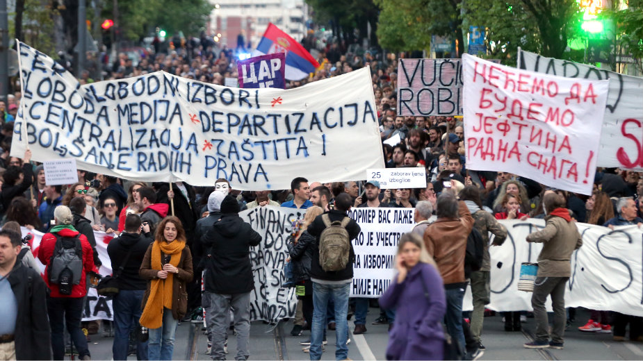 "Kampovaćemo ispred Informera, Pinka, RTS, Politike...“ 1
