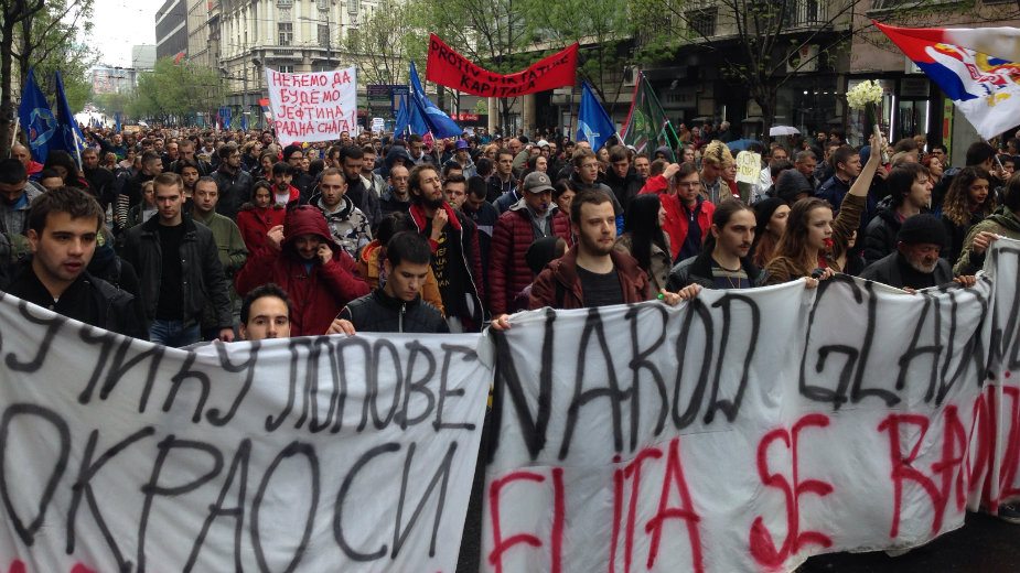 Protestna šetnja završena kod Palate Srbija (VIDEO) 3