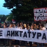 Ponovo blokada ulaza u RTS u Aberdarevoj ulici 5