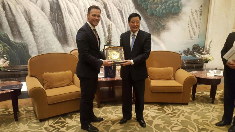 Potpisan sporazum o saradnji sa Šangajem 1