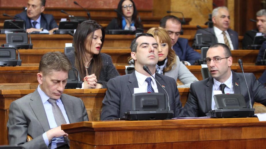 Skupština: Polemika o izborima i protestima 2 Skupština: Polemika o izborima i protestima 2