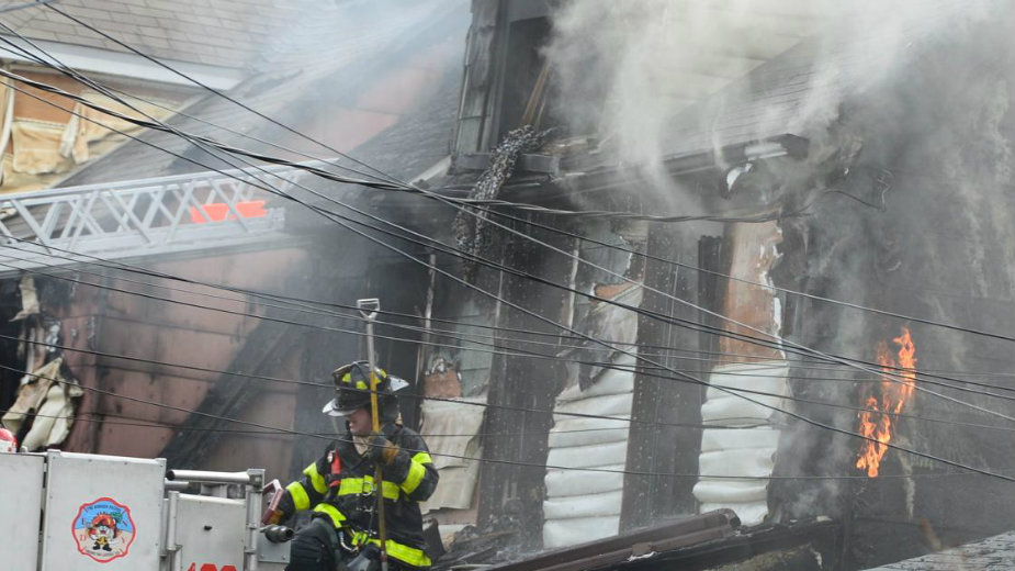 Požar u Njujorku odneo pet života 1