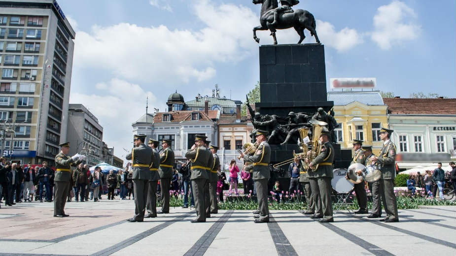 Dan vojske obeležili defilei vojnih orkestara 1