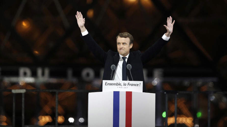Da li će srpski zvaničnici ići na inauguraciju predsednika Francuske? 1