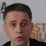 Ispred Skupštine DS i Radulović, Jankovićev pokret na Trgu republike 6