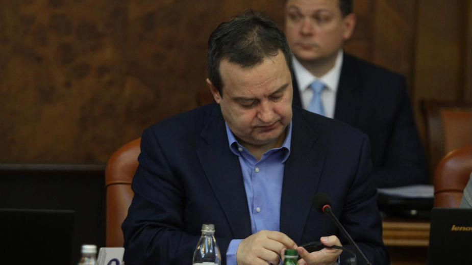 Dačić: Tražio sam od Vučića da o tome raspravlja Vlada 1