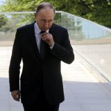 Putin još ne saopštava odluku o kandidaturi 12