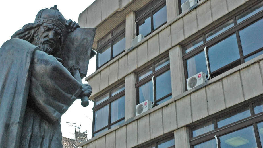 Javni službenici kriju podatke o svom školovanju 1