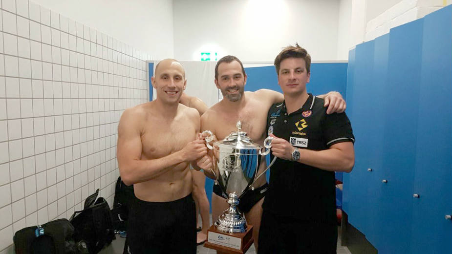 Trofej nošen u koferu 1