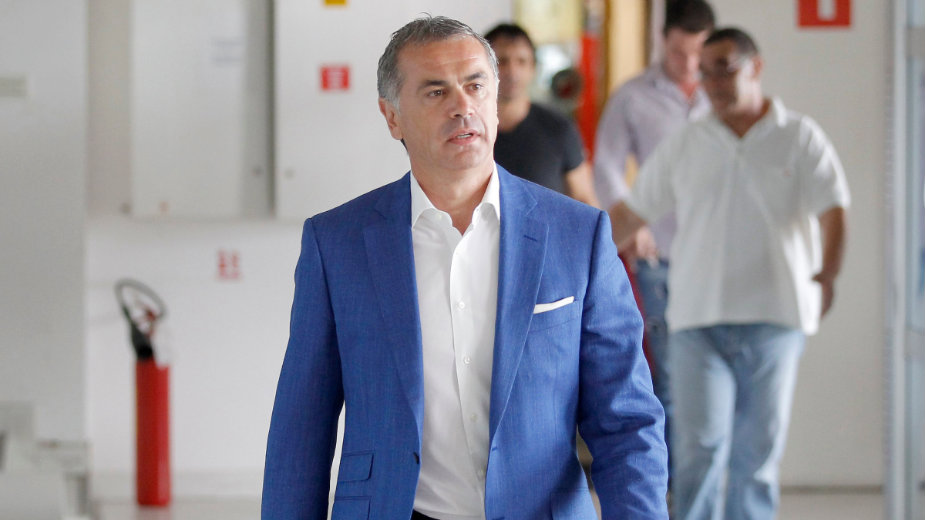 Neću čestitati Partizanu titulu 1