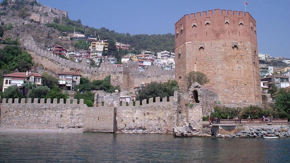 Alanja (2): Priča o jednoj tvrđavi 1