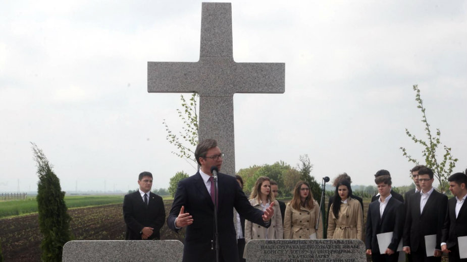 Vučić: Budućnost je važnija od prošlosti 1