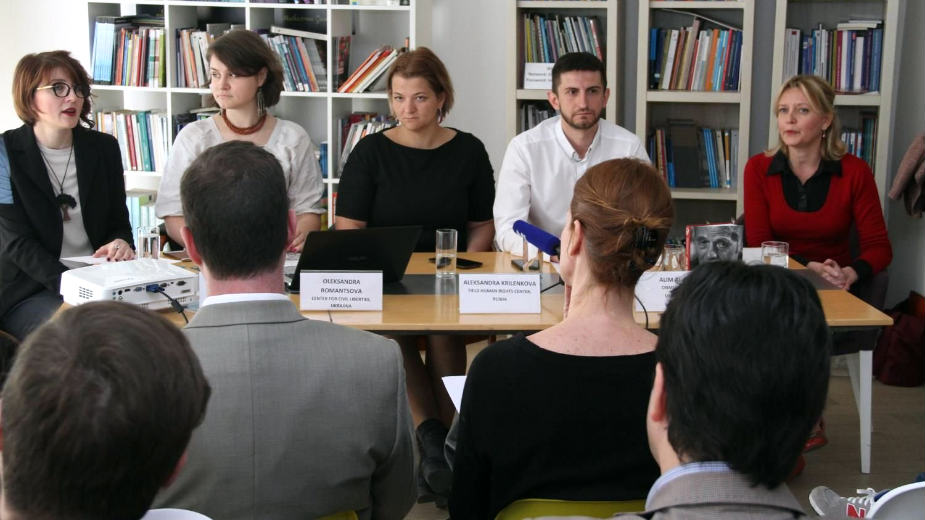 Srbija bi pomogla kada bi rekla da je Krim teritorija Ukrajine 1